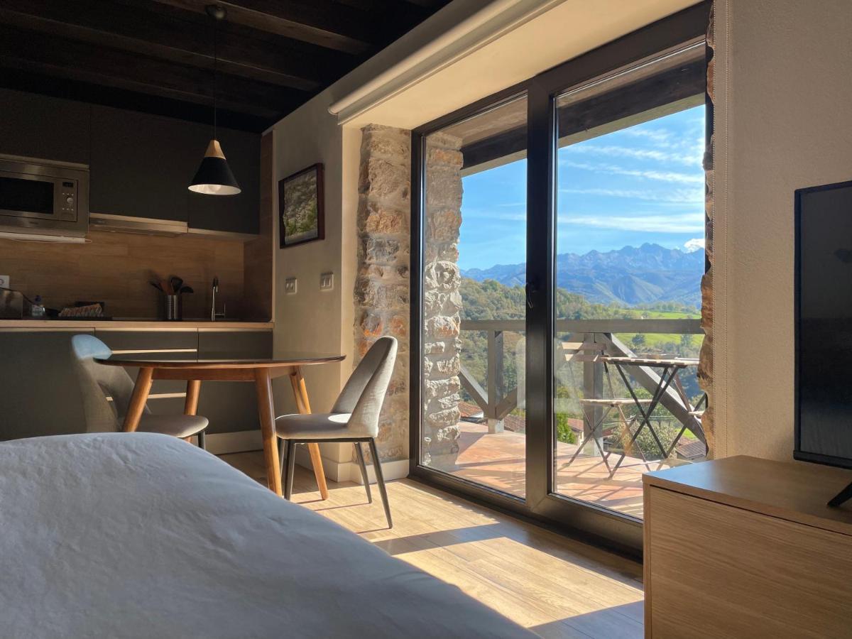 Apartamentos Picabel Onís Eksteriør bilde