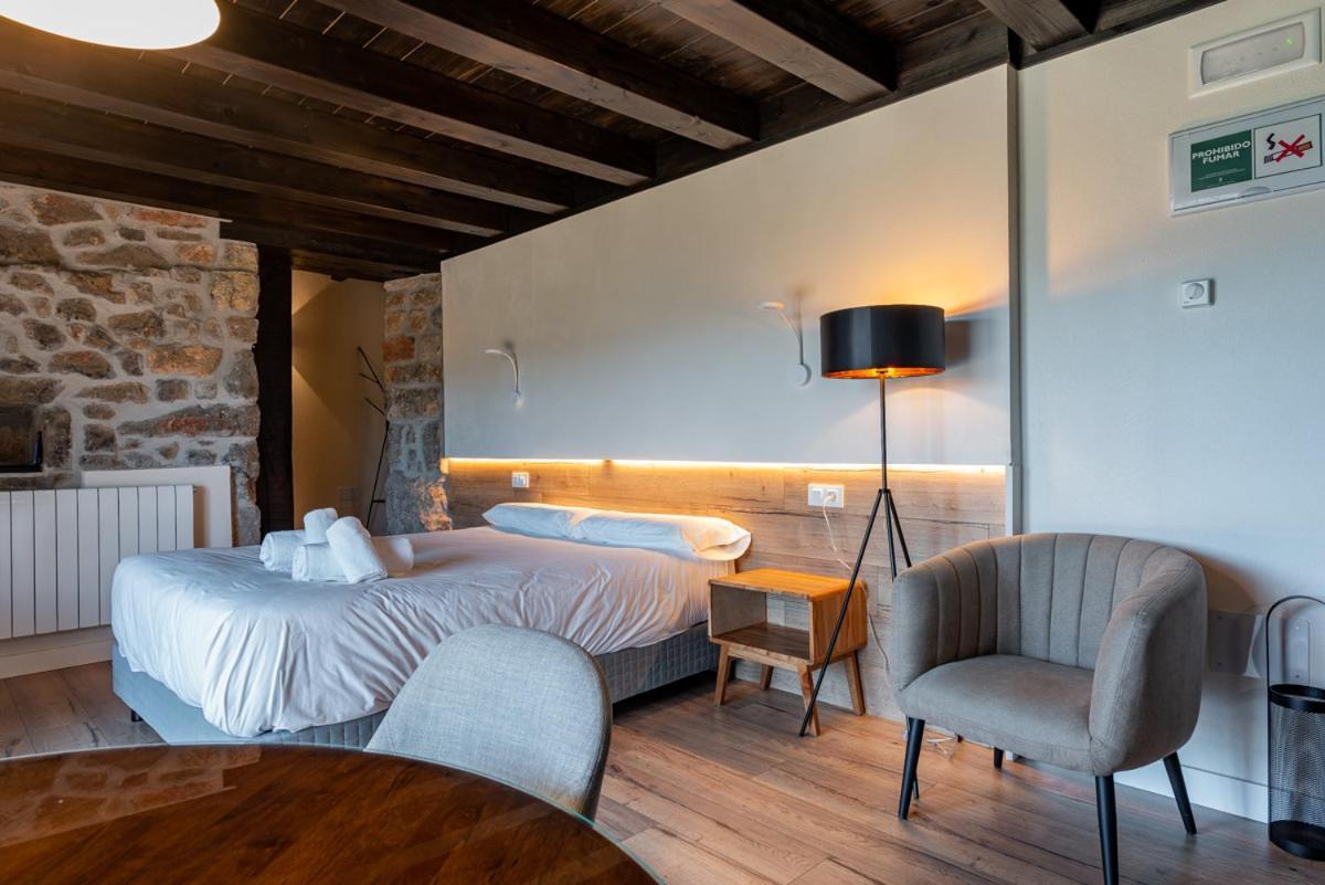 Apartamentos Picabel Onís Eksteriør bilde