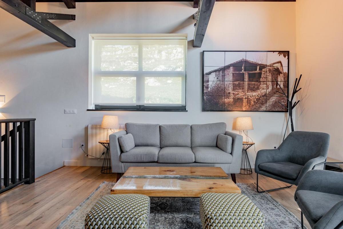 Apartamentos Picabel Onís Eksteriør bilde