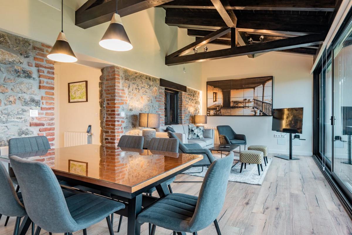 Apartamentos Picabel Onís Eksteriør bilde