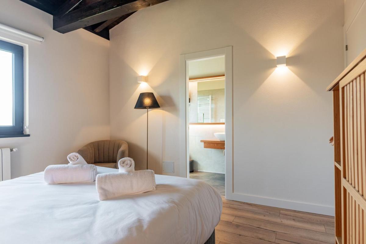 Apartamentos Picabel Onís Eksteriør bilde