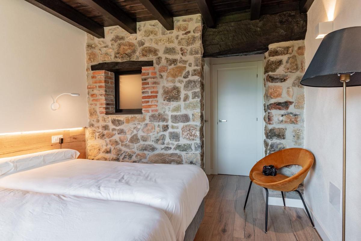 Apartamentos Picabel Onís Eksteriør bilde