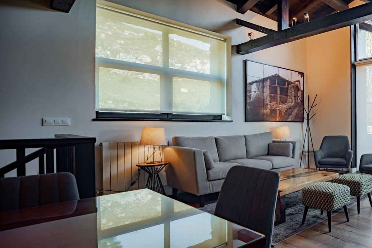Apartamentos Picabel Onís Eksteriør bilde